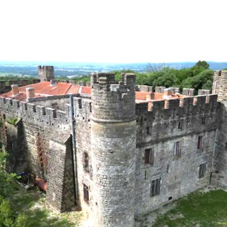 Appartement Spacieux Avec Deux Chambres Au Chateau Valence  Kültér fotó