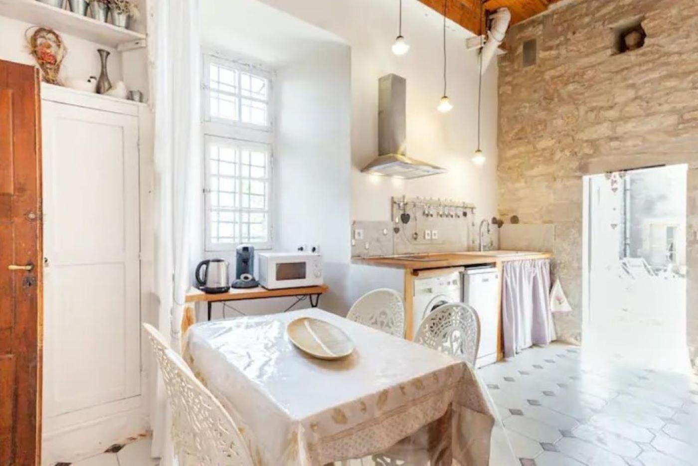 Appartement Spacieux Avec Deux Chambres Au Chateau Valence  Kültér fotó